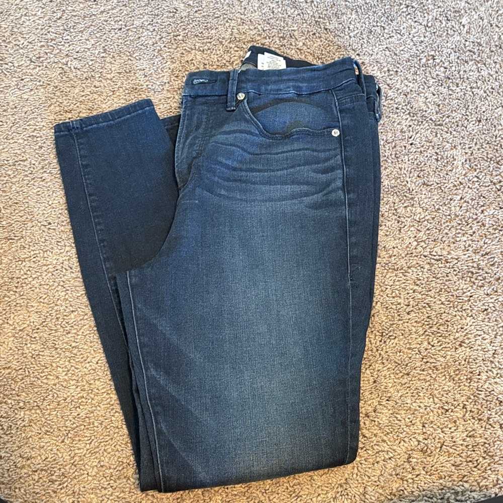 Good American Good Legs Denim Jeans